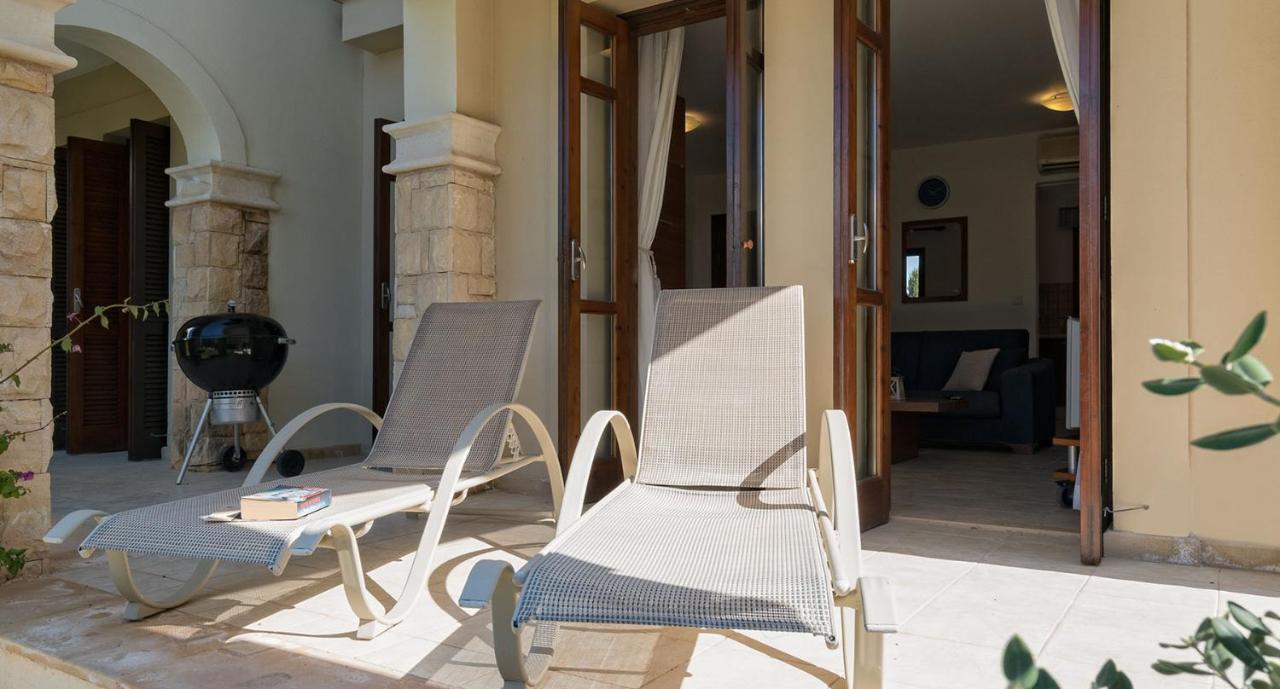 2 Bedroom Apartment Helena With Private Garden, Aphrodite Hills Resort Kouklia Exterior photo